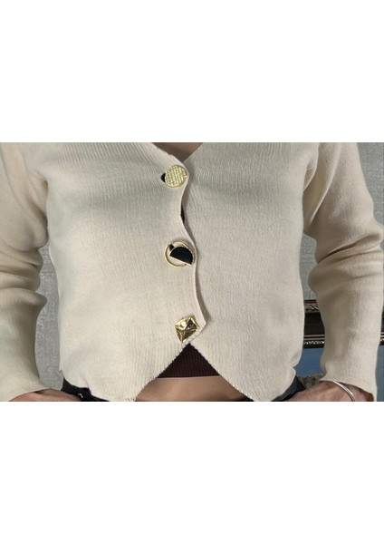 ! V Yaka 3 Düğmeli Siyah ve Krem Triko Hırka - %65 Cotton, Şık ve Zarif Tasarım