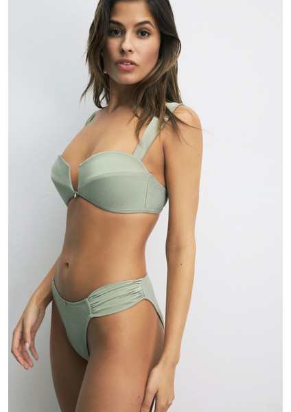 Luna Bikini Üstü Mint Yeşili modelleri