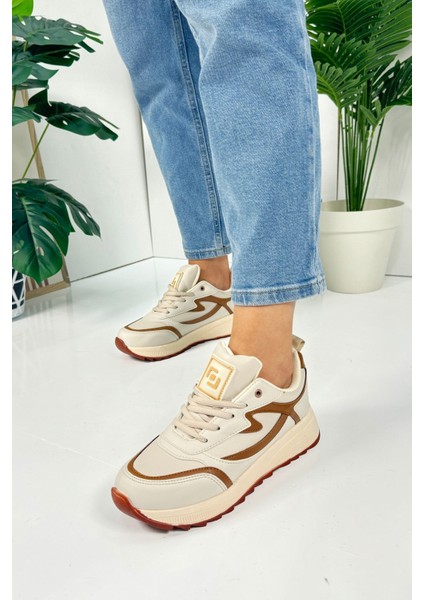 Günlük Kadın Sneaker Bağcıklı Tırtıklı Kalın Tabanlı Yürüyüş Spor Ayakkabı 4077