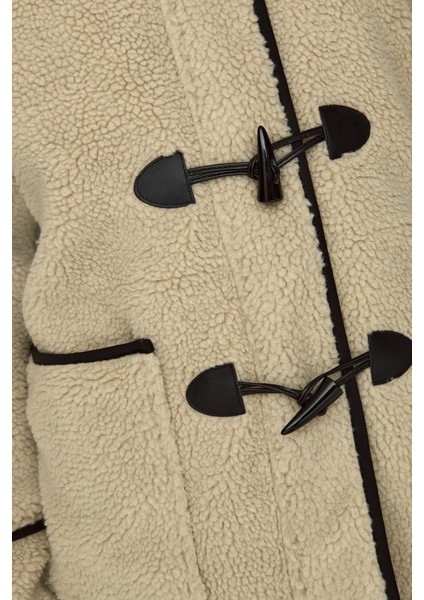 Onlmandy Regular Fit Kapüşonlu Peluş Mont Bayan Mont 15324122 indirimleri