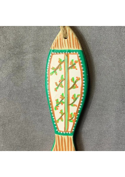 El Yapımı Balık Figürü Yeşil Süslemeli Duvar Süsü - 4 x 16 cm