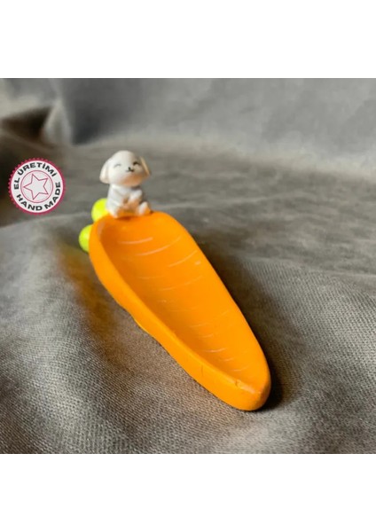 El Yapımı Havuçta Tavşan Figürü Çubuk Tütsülük - 3 x 13 cm