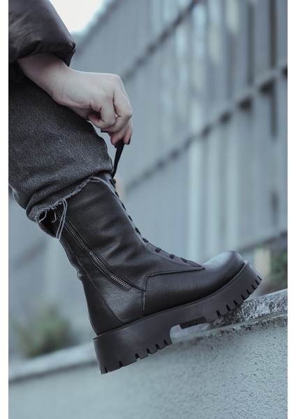 Kadın Hakiki Deri Postal Bot Kalın Tırtıklı Taban Fermuarlı Bağcıklı Günlük Bot Orben Siyah indirimleri