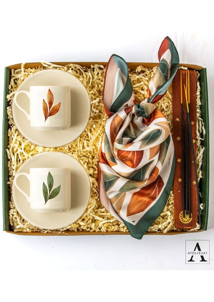 Özel Tasarım Hediye Seti- Yaprak Desenli Fular - 2 Adet Kahve Fincanı - Ahşap Tütsülük - Tütsü