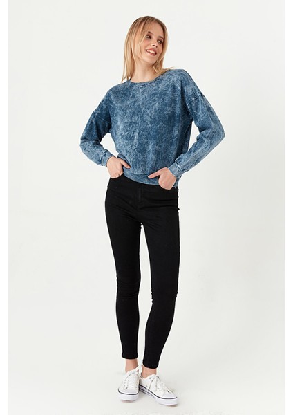 Kadın Asit Yıkamalı Oversize Sweatshirt
