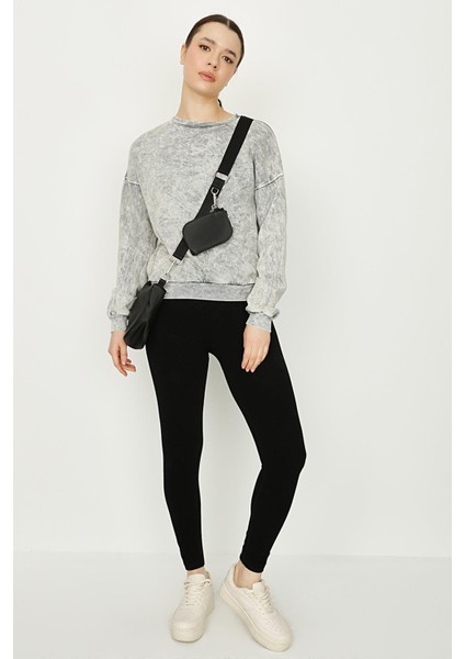 Kadın Asit Yıkamalı Oversize Sweatshirt