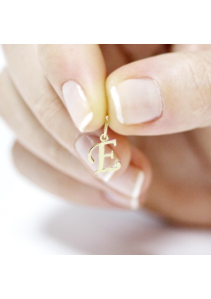 E Harfi Altın Kolye Ucu fiyatları