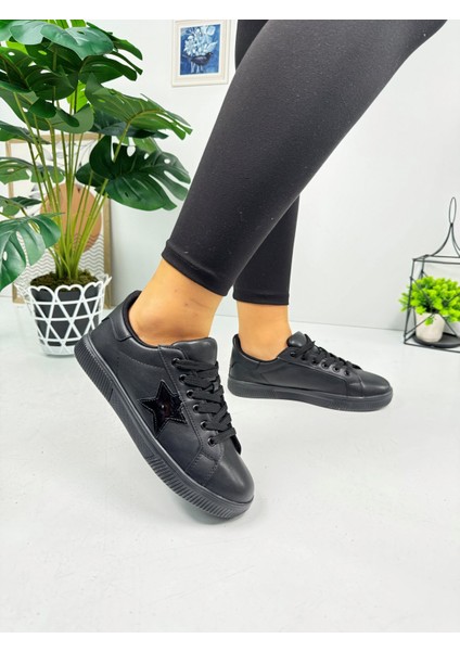 Günlük Kadın Sneaker Bağcıklı Yıldız Detaylı Tırtıklı Taban Oval Burunlu Rahat Spor Ayakkabı 602 fırsatları