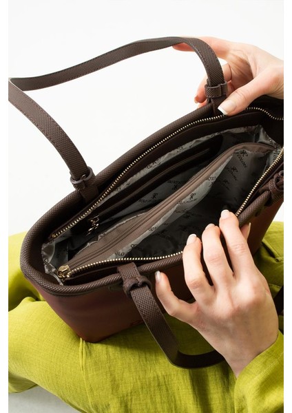 Impolo Ida Lkbordo Kadın Omuz Çantası 38X26 Ebatında modelleri