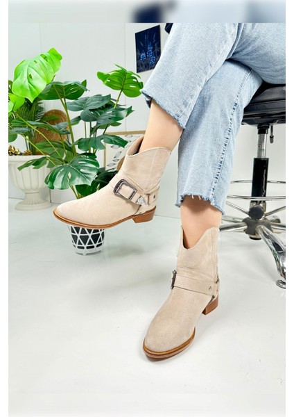 Günlük Kadın Düz Süet Bot Oval Burunlu Toka Detaylı Tırtıklı Taban Kovboy Bot 281