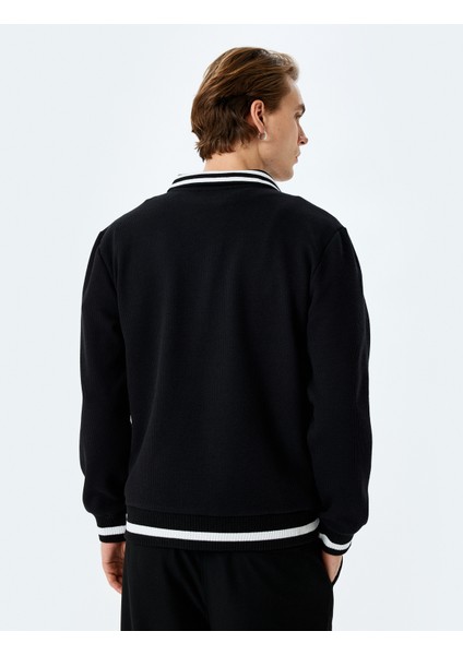Şerit Detaylı Uzun Kollu Slogan Işlemeli Sweatshirt