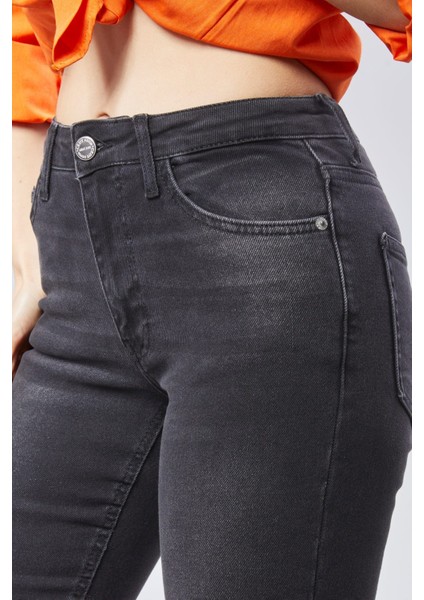 Cedy Denım Kadın 5 Cep Düşük Bel Ispanyol Paça Skinnyfit Esnek Jean Pantolon C619 indirimleri