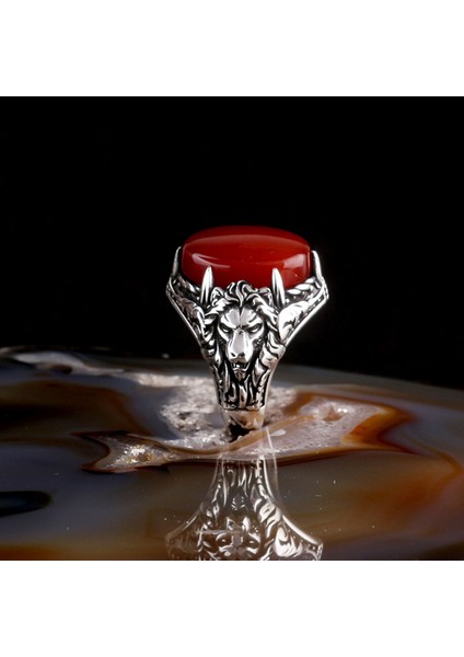 Kırmızı Akik Taşlı Aslan Model 925 Ayar Gümüş Erkek Yüzük