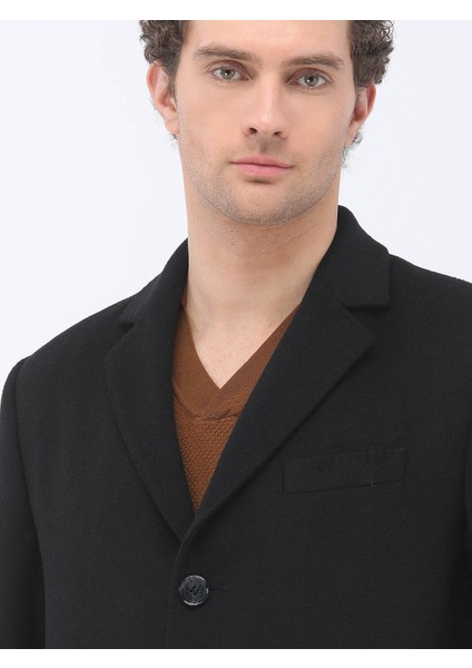 Siyah Regular Fit Kelebek Yaka Klasik Dokuma Palto fırsatları