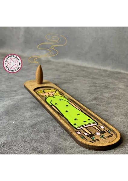 El Yapımı Yeşil Elbiseli Şirin Kız Ahşap Tütsü Kayığı - 5 x 25 cm