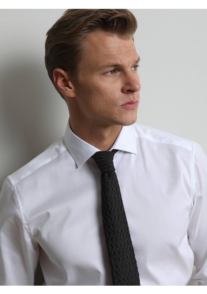 Beyaz Düz Regular Fit Dokuma Klasik %100 Pamuk Gömlek fiyatları