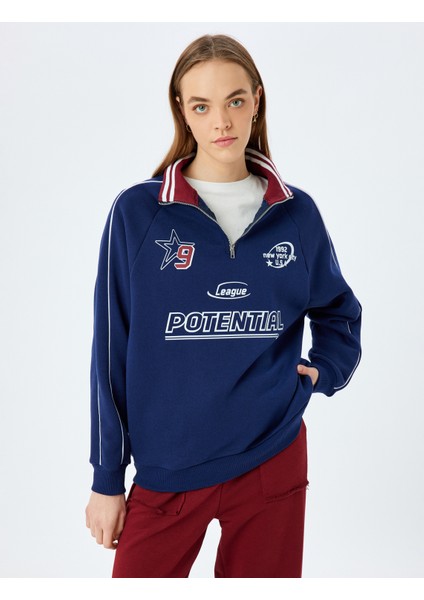 Yarım Fermuarlı Kolej Baskılı Biyeli Oversize Sweatshirt