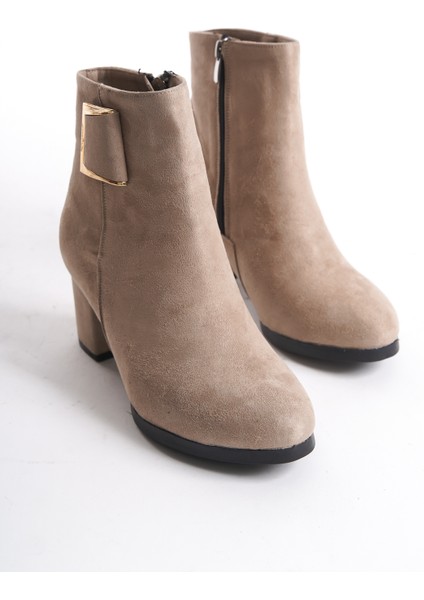 Kadın Klasik Toka Detaylı Topuklu Kısa Bot fırsatları