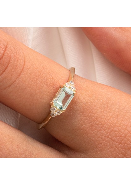 Altın Yüzük - Altın Yüzük - Green Topaz Taşlı Zümrüt Kesim Modern Tasarım 14 Ayar Altın Yüzük