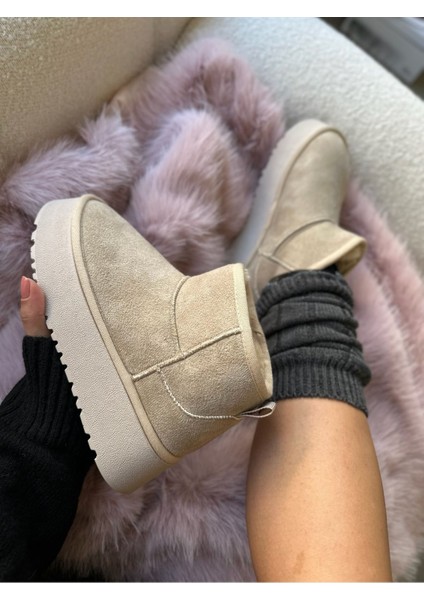 Betty Içi Tüylü Yünlü Kalın Tabanlı Kadın Bot modelleri