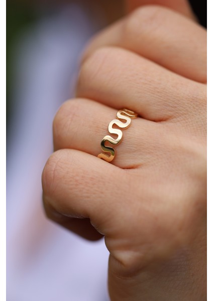 14 Ayar Altın Oval Zikzak Yüzük fırsatları