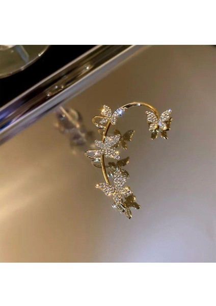 Deliksiz Kulağa Geçirmeli Kelebek Model Kıkırdak Küpe Gold Renk