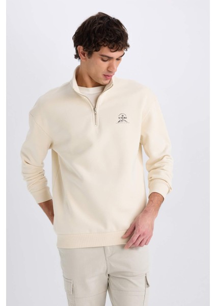 Comfort Regular Fit Rahat Kalıp Fermuarlı Dik Yaka Baskılı Sweatshirt C6132AX25SP