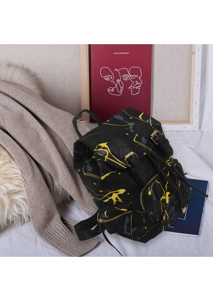 Kadın Sırt Çantası Su Geçirmez Naylon Graffiti Kadın Çanta Seti Marka Tasarımcısı Ipli Genç Kız Sırt Çantaları Okul Çantaları Debriyaj Siyah ve Sarı (Yurt Dışından) fiyatları