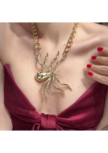 Marka Taşlı Büyük Örümcek Kolye