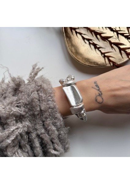 Mat Silver Ortası Büyük Boncuk Bileklik fiyatları
