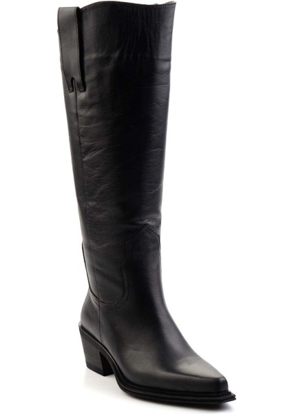 Siyah Deri Kadın Çizme 6 Cm Topuklu Şık Tasarım ile Günlük Kullanım için Uygun K03274324003 modelleri
