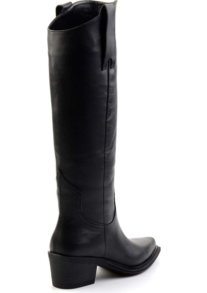 Siyah Deri Kadın Çizme 6 Cm Topuklu Şık Tasarım ile Günlük Kullanım için Uygun K03274324003 fırsatları