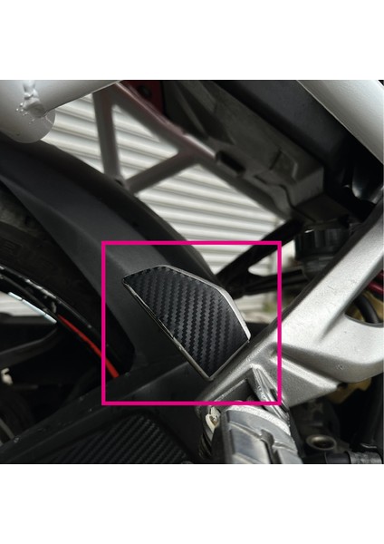 Bajaj NS200 Karbon Yan Çamurluk ve Basamak Demiri Karbon Kaplama Sticker Etiket Modeli indirimleri