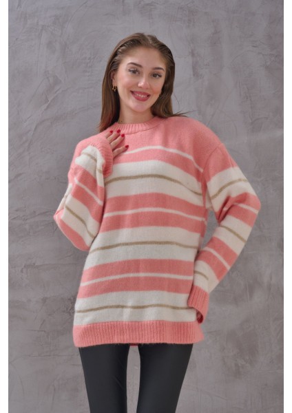 Kadın Pembe Çizgi Detaylı Yumoş Kışlık Oversize Triko