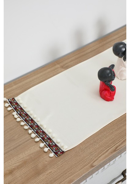 Desen Şeritli ve Ponpon Detaylı Runner 90 x 30 cm ,R-88K