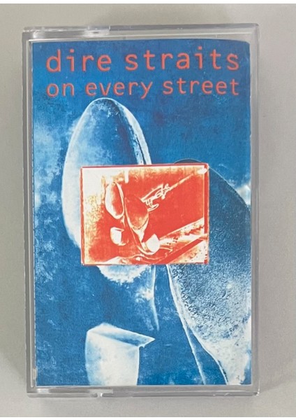 Dire Straits - On Every Street Kaset