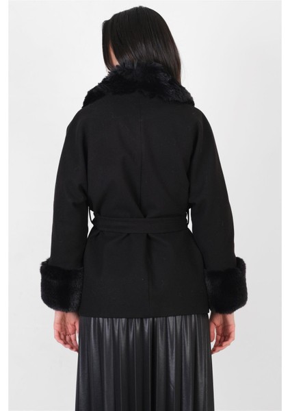 Crispolto Kruvaze Yakası Kolları Kürklü Kaban Siyah fırsatları