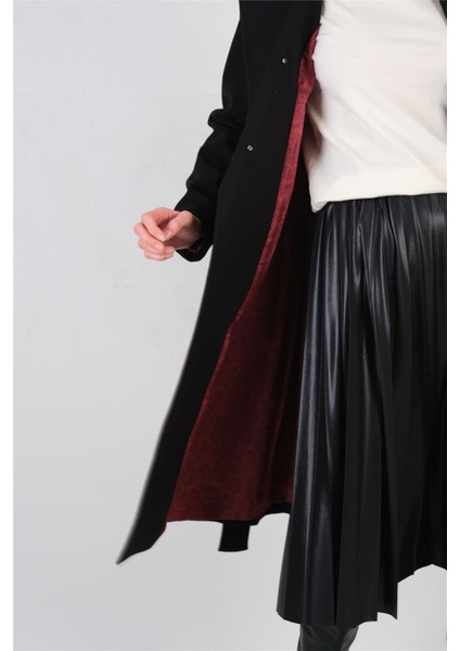 Pivetti Yakası Kürklü Kuşaklı Kaban SİYAH modelleri