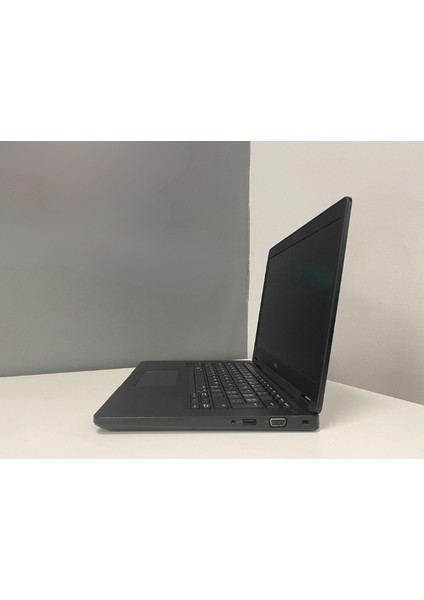 Notebook Latitude 5490 Intel I5 8350U 16GB 256GB M2 SSD 14" Hd (C Laptop) 2.el 3AY Garanti