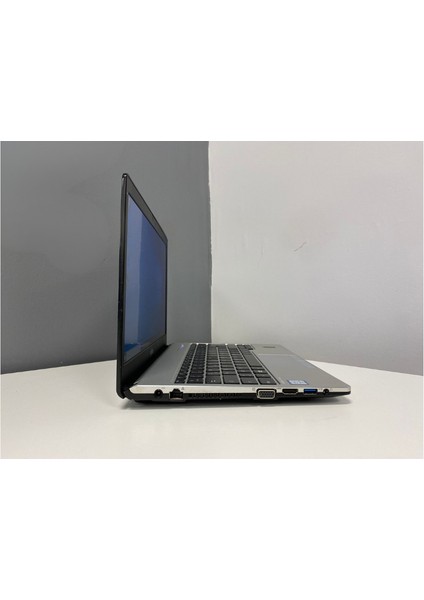 Fujıtsu Notebook Sıemens Lıfebook S936 I5 6200U 8gb 256GB M2 SSD 13.3"fhd IPS (Bx Laptop) 2.el 3AY G