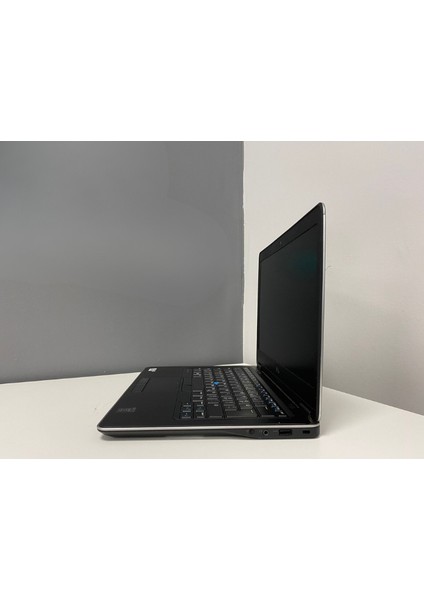 Notebook Latitude E7440 Intel I5 4310U 8gb 128GB SSD 14"fhd IPS Grey (C Laptop) 2.el 3AY Garant