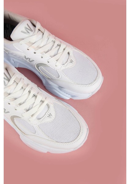 Kadın Anorak Spor Ayakkabı BEYAZ GÜMÜŞ modelleri