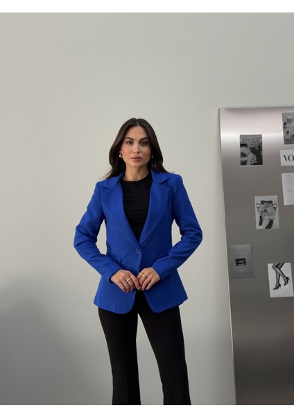 Kadın Blazer Ceket Kısa Düğmeli Astarlı Vatkalı Ceket