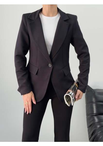 Kadın Blazer Ceket Kısa Düğmeli Astarlı Vatkalı Ceket modelleri