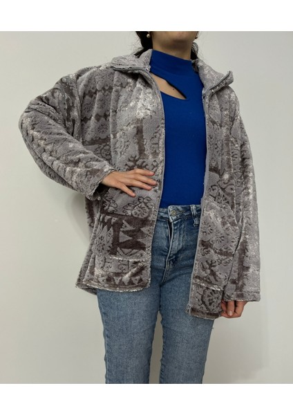 Kadın Fermuarlı Cepli Oversize Peluş Ceket