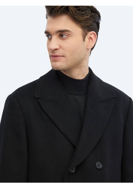 Siyah Regular Fit Kruvaze Yaka Klasik Dokuma Palto fırsatları