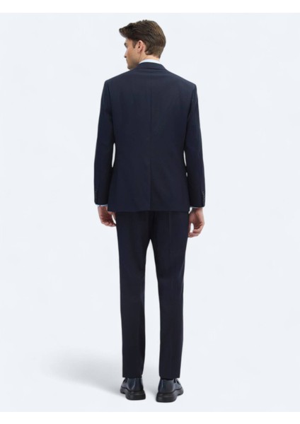 Lacivert Düz Modern Fit Yün Karışımlı Takım Elbise