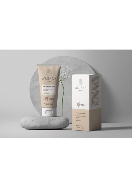 Yüksek Koruyucu Leke Karşıtı +50 SPF Güneş Kremi