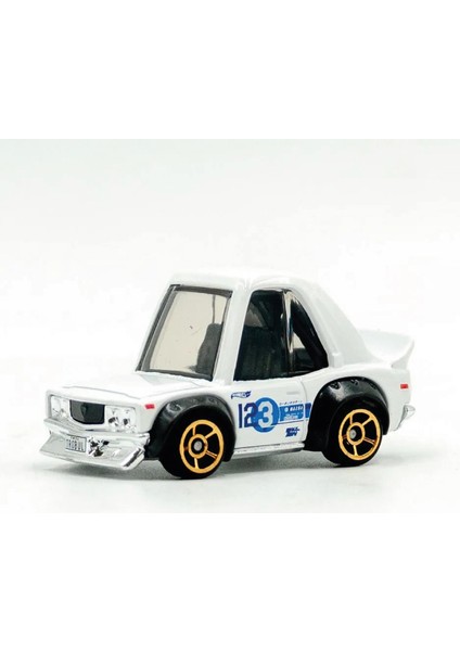 1/64 Ölçek Tekli Regular Arabalar HTD77 Hw J-Imports / Mazda Rx-3(Beyaz)