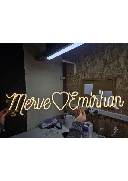Kişiye Özel Isim Neon LED Işıklı Duvar Dekarasyon